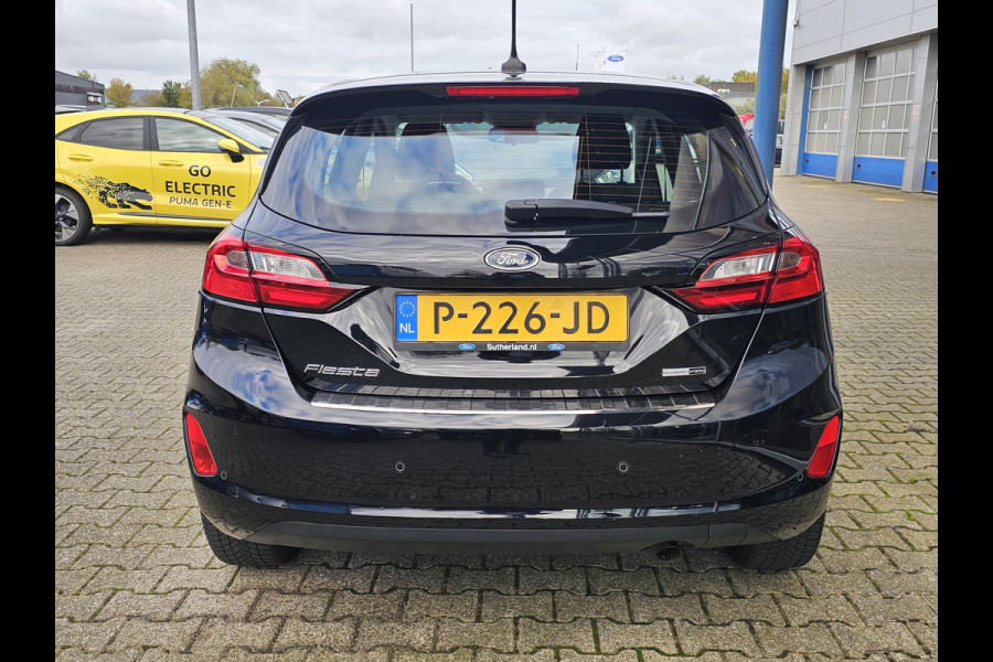 Ford Fiesta 1.0 EcoBoost Hybrid Titanium Navigatie | Camera | Cruise control | Lane assist | Climate control | Led verlichting | PDC achter etc. Ford Fiesta 1.0 EcoBoost Hybrid Titanium Navigatie | Camera | Cruise control | Lane assist | Climate control | Led verlichting | PDC achter etc.