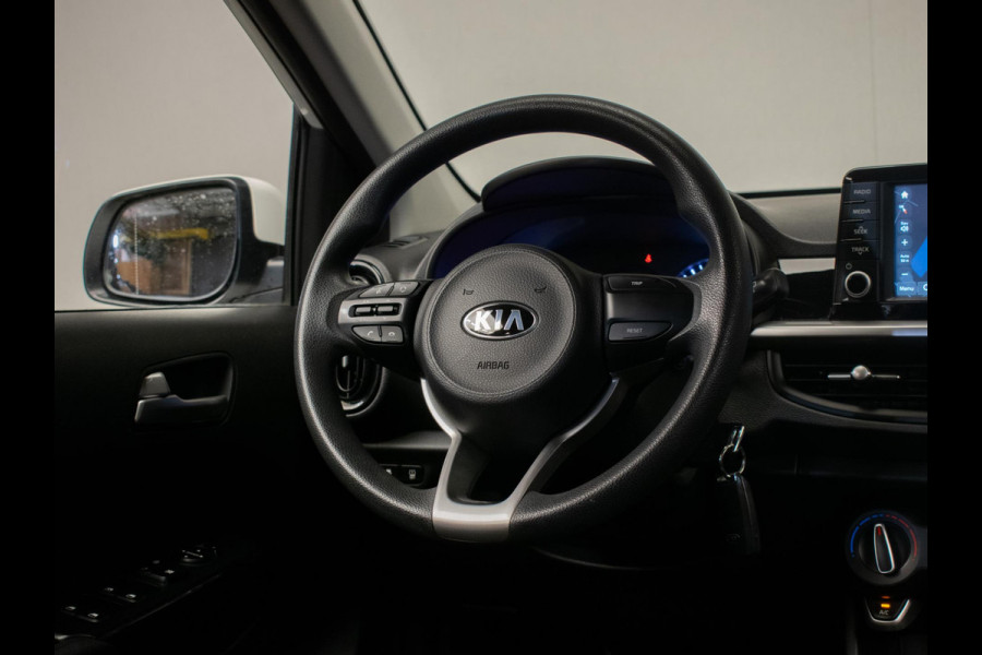 Kia Picanto 1.0 CVVT ComfortPlusLine Navigator Sport (APPLE CARPLAY.NAVI,CAMERA,LED,SPORTSTOELEN,AIRCO,PDC,NETTESTAAT)