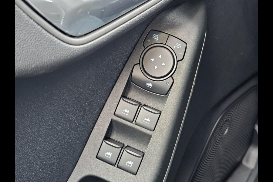 Ford Fiesta 1.0 EcoBoost Hybrid Titanium Navigatie | Camera | Cruise control | Lane assist | Climate control | Led verlichting | PDC achter etc. Ford Fiesta 1.0 EcoBoost Hybrid Titanium Navigatie | Camera | Cruise control | Lane assist | Climate control | Led verlichting | PDC achter etc.