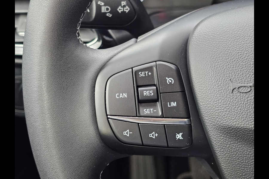 Ford Fiesta 1.0 EcoBoost Hybrid Titanium Navigatie | Camera | Cruise control | Lane assist | Climate control | Led verlichting | PDC achter etc. Ford Fiesta 1.0 EcoBoost Hybrid Titanium Navigatie | Camera | Cruise control | Lane assist | Climate control | Led verlichting | PDC achter etc.