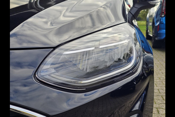 Ford Fiesta 1.0 EcoBoost Hybrid Titanium Navigatie | Camera | Cruise control | Lane assist | Climate control | Led verlichting | PDC achter etc. Ford Fiesta 1.0 EcoBoost Hybrid Titanium Navigatie | Camera | Cruise control | Lane assist | Climate control | Led verlichting | PDC achter etc.