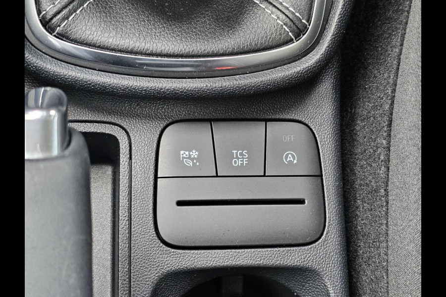 Ford Fiesta 1.0 EcoBoost Hybrid Titanium Navigatie | Camera | Cruise control | Lane assist | Climate control | Led verlichting | PDC achter etc. Ford Fiesta 1.0 EcoBoost Hybrid Titanium Navigatie | Camera | Cruise control | Lane assist | Climate control | Led verlichting | PDC achter etc.