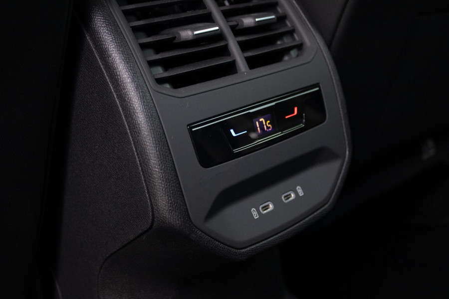 CUPRA Leon 1.4 e-Hybrid VZ 245 PANO CAMERA ACC Sfeerverlichting
