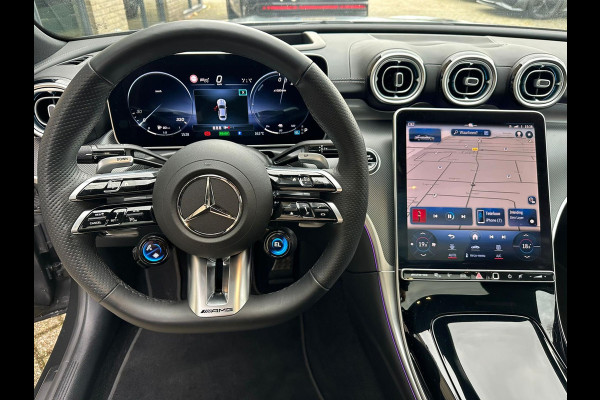 Mercedes-Benz C-Klasse AMG 63 C63 C63s Performance Panoramadak! Sfeerverlichting! Burmester! Vol opties! Mercedes-Benz C-Klasse AMG 63 C63 C63s Performance Panoramadak! Sfeerverlichting! Burmester! Vol opties!