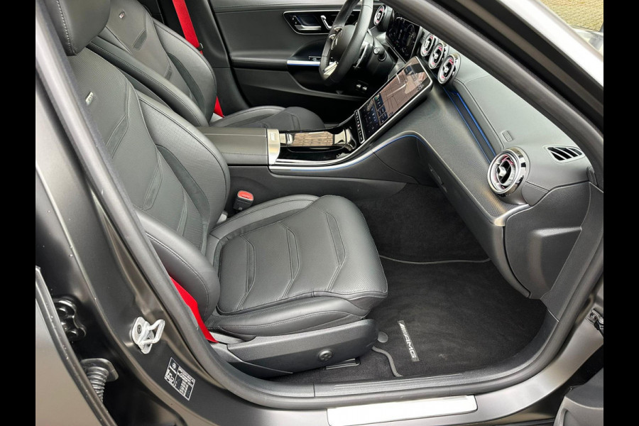 Mercedes-Benz C-Klasse AMG 63 C63 C63s Performance Panoramadak! Sfeerverlichting! Burmester! Vol opties! Mercedes-Benz C-Klasse AMG 63 C63 C63s Performance Panoramadak! Sfeerverlichting! Burmester! Vol opties!