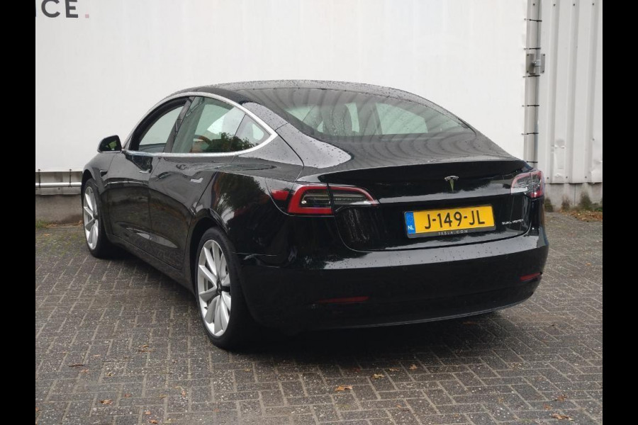 Tesla Model 3 Long Range Dual AWD | Autopilot | Panorama | Trekhaak | Tesla Model 3 Long Range Dual AWD | Autopilot | Panorama | Trekhaak |