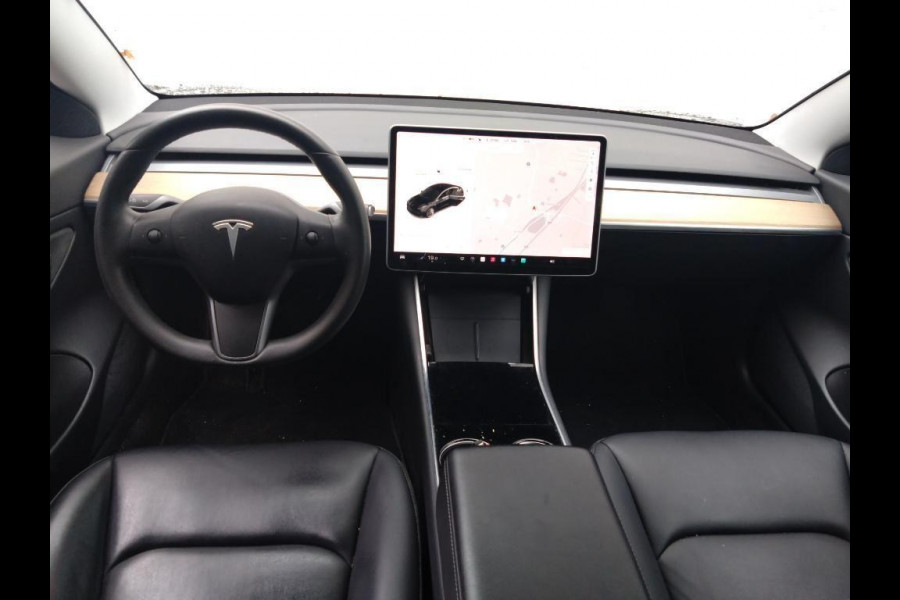 Tesla Model 3 Long Range Dual AWD | Autopilot | Panorama | Trekhaak | Tesla Model 3 Long Range Dual AWD | Autopilot | Panorama | Trekhaak |