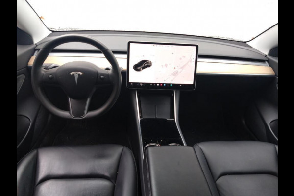 Tesla Model 3 Long Range Dual AWD | Autopilot | Panorama | Trekhaak | Tesla Model 3 Long Range Dual AWD | Autopilot | Panorama | Trekhaak |
