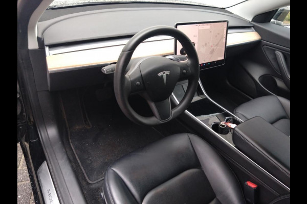 Tesla Model 3 Long Range Dual AWD | Autopilot | Panorama | Trekhaak | Tesla Model 3 Long Range Dual AWD | Autopilot | Panorama | Trekhaak |