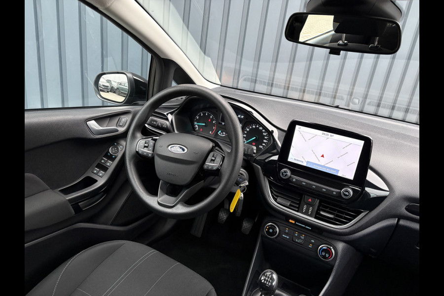 Ford Fiesta 1.0 EcoBoost Connected | Navi | Parkeersensoren | All Season banden | Prijs Rijklaar!! Ford Fiesta 1.0 EcoBoost Connected | Navi | Parkeersensoren | All Season banden | Prijs Rijklaar!!