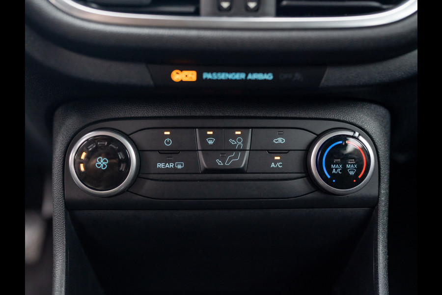 Ford Fiesta 1.0 EcoBoost Connected | Navi | Parkeersensoren | All Season banden | Prijs Rijklaar!! Ford Fiesta 1.0 EcoBoost Connected | Navi | Parkeersensoren | All Season banden | Prijs Rijklaar!!