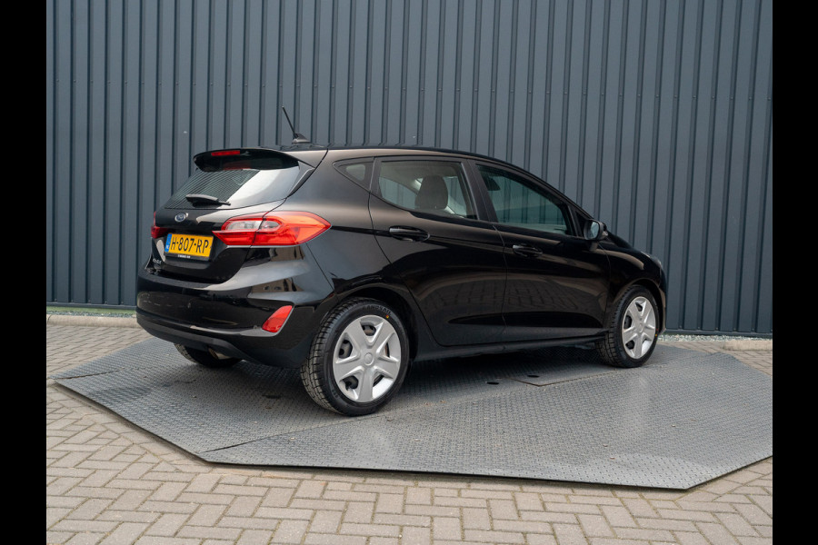 Ford Fiesta 1.0 EcoBoost Connected | Navi | Parkeersensoren | All Season banden | Prijs Rijklaar!! Ford Fiesta 1.0 EcoBoost Connected | Navi | Parkeersensoren | All Season banden | Prijs Rijklaar!!