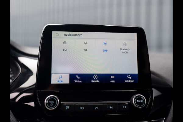 Ford Fiesta 1.0 EcoBoost Connected | Navi | Parkeersensoren | All Season banden | Prijs Rijklaar!! Ford Fiesta 1.0 EcoBoost Connected | Navi | Parkeersensoren | All Season banden | Prijs Rijklaar!!