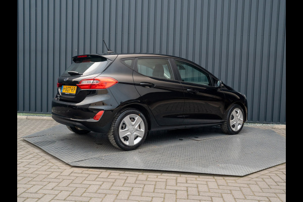 Ford Fiesta 1.0 EcoBoost Connected | Navi | Parkeersensoren | All Season banden | Prijs Rijklaar!! Ford Fiesta 1.0 EcoBoost Connected | Navi | Parkeersensoren | All Season banden | Prijs Rijklaar!!