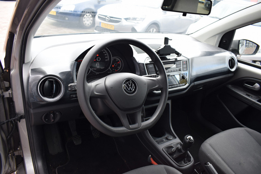 Volkswagen up! 1.0 | Camera | Cruise | LM Velgen | Climate Volkswagen up! 1.0 | Camera | Cruise | LM Velgen | Climate