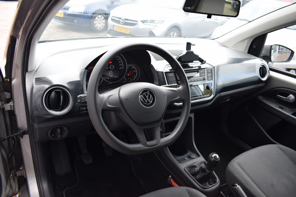 Volkswagen up! 1.0 | Camera | Cruise | LM Velgen | Climate Volkswagen up! 1.0 | Camera | Cruise | LM Velgen | Climate