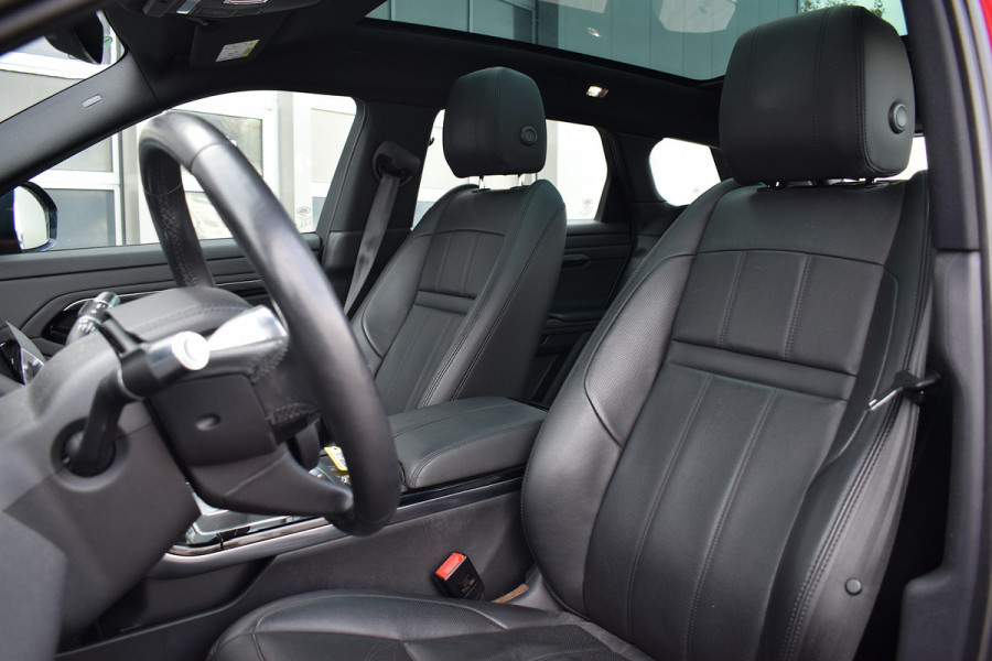 Land Rover Range Rover Evoque 2.0 P200 AWD R-Dynamic | Trekhaak | Pano | Meridian | Leer | Stuurverw.