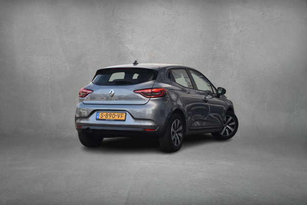 Renault Clio 1.0 TCe 90 Equilibre | Apple CarPlay | Airco | Cruise | Sportstoelen Renault Clio 1.0 TCe 90 Equilibre | Apple CarPlay | Airco | Cruise | Sportstoelen