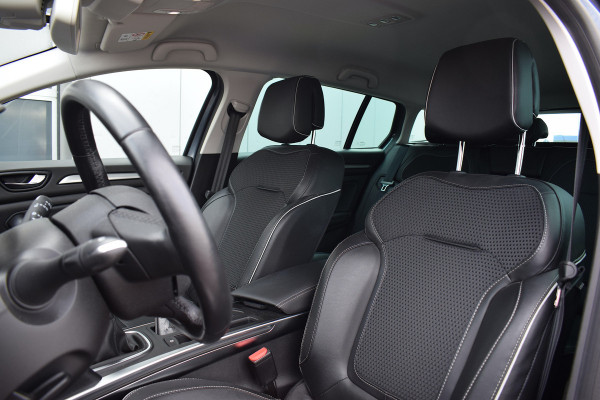 Renault MEGANE Estate 1.3 TCe Bose | 140 PK | Apple CarPlay | Half Leer | Climate Renault MEGANE Estate 1.3 TCe Bose | 140 PK | Apple CarPlay | Half Leer | Climate