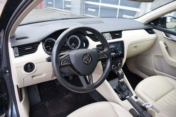 Škoda Octavia 1.0 TSI Greentech Style Business | Automaat | CarPlay | Leer | Stoelverw. Škoda Octavia 1.0 TSI Greentech Style Business | Automaat | CarPlay | Leer | Stoelverw.