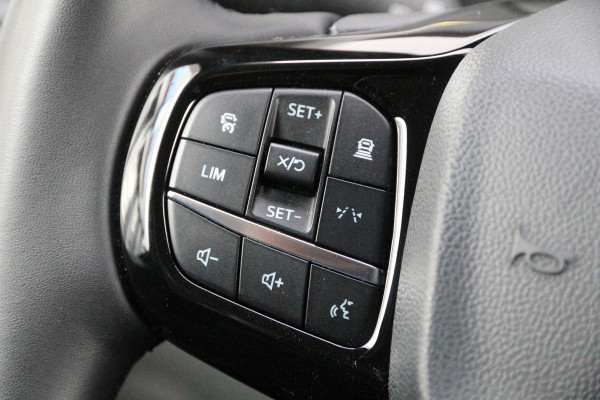 Ford Transit Custom 320 2.0 TDCI 136 | KAR-edition | L2H1 | LED | Camera | Navi | Clima..