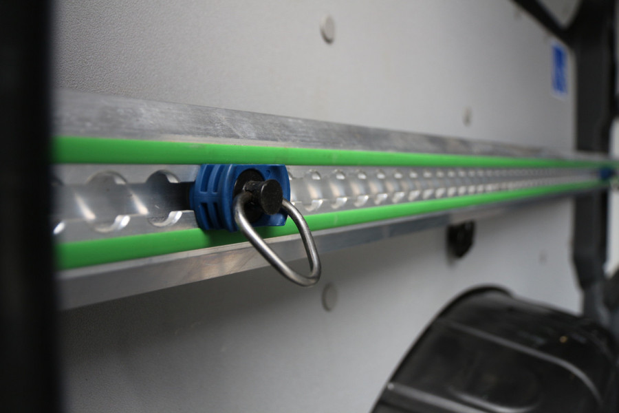 Ford Transit Custom 320 2.0 TDCI 136 | KAR-edition | L2H1 | LED | Camera | Navi | Clima..