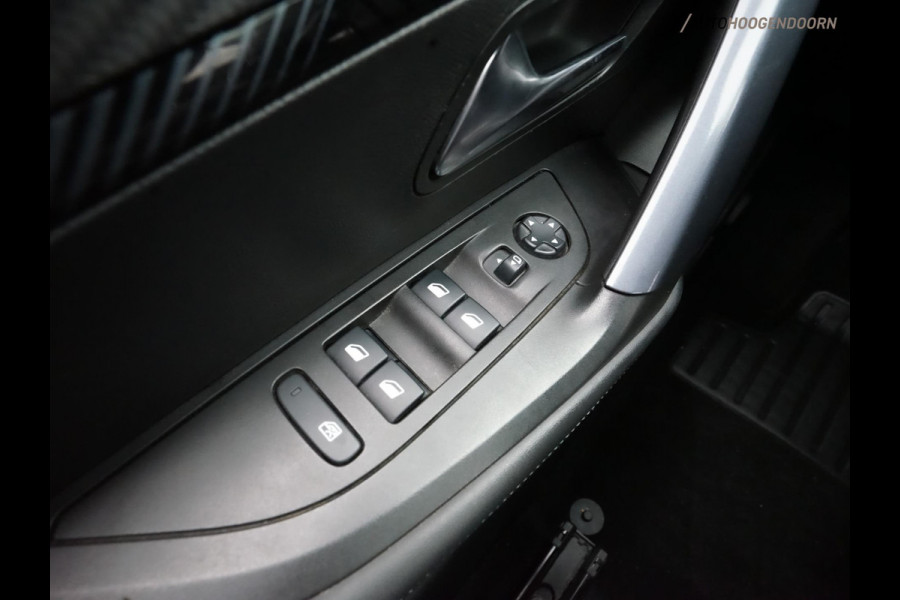 Peugeot 2008 1.2 PureTech Allure (APPLE CARPLAY,LED,STOELVERWARMING,360 CAMERA,DIGITAAL DISPLAY,KEYLESS,CRUISE,LM-VELGEN,TREKHAAK)