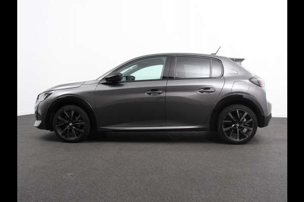 Peugeot 208 1.2 PureTech 100pk Automaat GT-Line | Navigatie | Apple Carplay/Android Auto | Airco | Parkeer sensoren | Cruise Control | Led | Lichtmetalen Velgen Peugeot 208 1.2 PureTech 100pk Automaat GT-Line | Navigatie | Apple Carplay/Android Auto | Airco | Parkeer sensoren | Cruise Control | Led | Lichtmetalen Velgen