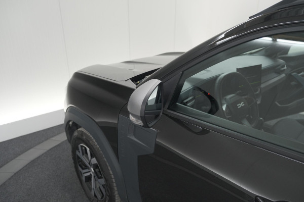 Dacia Duster Mild Hybrid 130 Expression | Camera | Stoelverwarming | Apple Carplay | Navigatie Dacia Duster Mild Hybrid 130 Expression | Camera | Stoelverwarming | Apple Carplay | Navigatie