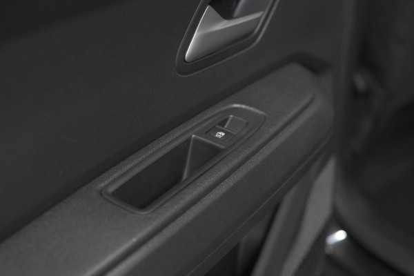 Dacia Duster Mild Hybrid 130 Expression | Camera | Stoelverwarming | Apple Carplay | Navigatie Dacia Duster Mild Hybrid 130 Expression | Camera | Stoelverwarming | Apple Carplay | Navigatie