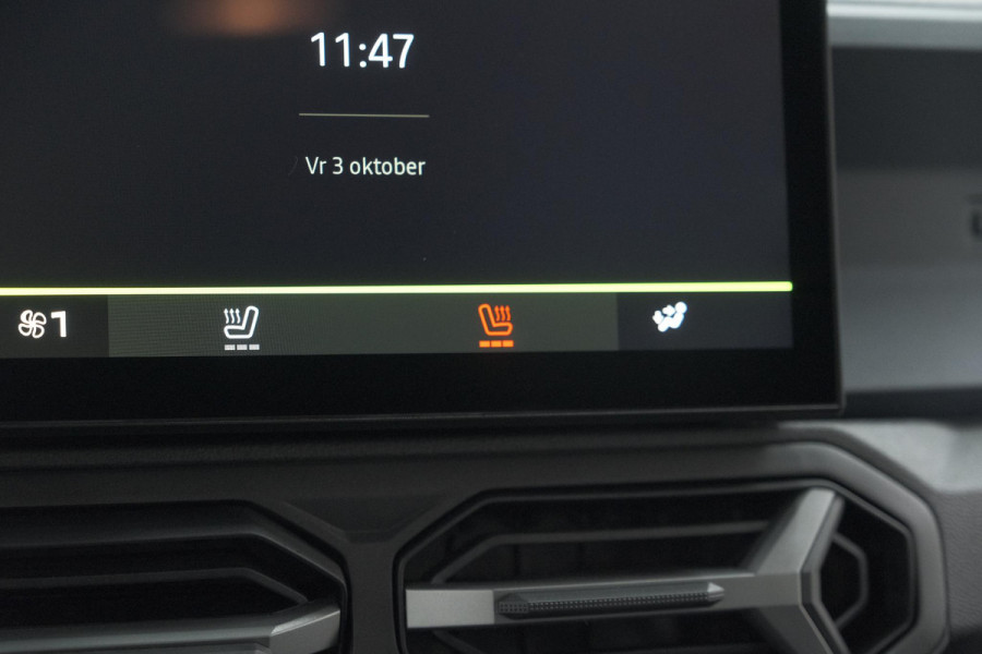 Dacia Duster Mild Hybrid 130 Expression | Camera | Stoelverwarming | Apple Carplay | Navigatie Dacia Duster Mild Hybrid 130 Expression | Camera | Stoelverwarming | Apple Carplay | Navigatie