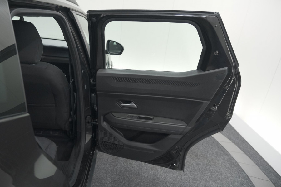 Dacia Duster Mild Hybrid 130 Expression | Camera | Stoelverwarming | Apple Carplay | Navigatie Dacia Duster Mild Hybrid 130 Expression | Camera | Stoelverwarming | Apple Carplay | Navigatie