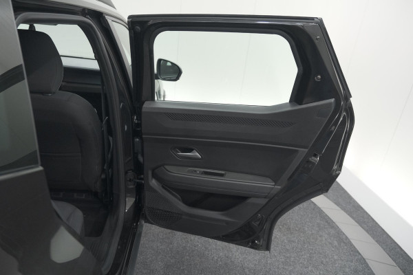 Dacia Duster Mild Hybrid 130 Expression | Camera | Stoelverwarming | Apple Carplay | Navigatie Dacia Duster Mild Hybrid 130 Expression | Camera | Stoelverwarming | Apple Carplay | Navigatie
