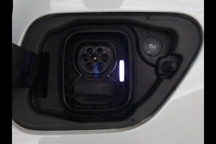 Polestar 2 Long Range Single Motor 78 kWh | Panoramadak | Harman/Kardon Audio | Carplay | Stoelverwarming | Camera | LED koplampen | LMV 19 | Polestar 2 Long Range Single Motor 78 kWh | Panoramadak | Harman/Kardon Audio | Carplay | Stoelverwarming | Camera | LED koplampen | LMV 19 |