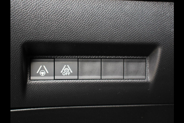 Peugeot 208 1.2 PureTech 100pk Automaat GT-Line | Navigatie | Apple Carplay/Android Auto | Airco | Parkeer sensoren | Cruise Control | Led | Lichtmetalen Velgen Peugeot 208 1.2 PureTech 100pk Automaat GT-Line | Navigatie | Apple Carplay/Android Auto | Airco | Parkeer sensoren | Cruise Control | Led | Lichtmetalen Velgen