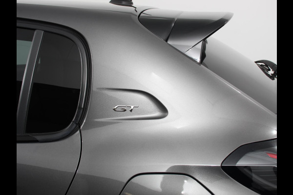 Peugeot 208 1.2 PureTech 100pk Automaat GT-Line | Navigatie | Apple Carplay/Android Auto | Airco | Parkeer sensoren | Cruise Control | Led | Lichtmetalen Velgen Peugeot 208 1.2 PureTech 100pk Automaat GT-Line | Navigatie | Apple Carplay/Android Auto | Airco | Parkeer sensoren | Cruise Control | Led | Lichtmetalen Velgen