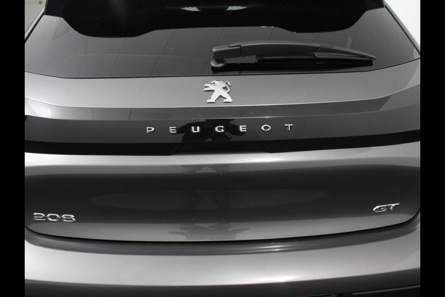 Peugeot 208 1.2 PureTech 100pk Automaat GT-Line | Navigatie | Apple Carplay/Android Auto | Airco | Parkeer sensoren | Cruise Control | Led | Lichtmetalen Velgen Peugeot 208 1.2 PureTech 100pk Automaat GT-Line | Navigatie | Apple Carplay/Android Auto | Airco | Parkeer sensoren | Cruise Control | Led | Lichtmetalen Velgen