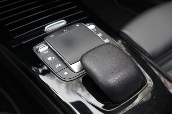 Mercedes-Benz CLA-Klasse 200 Business Solution Luxury | Pano | Leder | Burmester | Mercedes-Benz CLA-Klasse 200 Business Solution Luxury | Pano | Leder | Burmester |