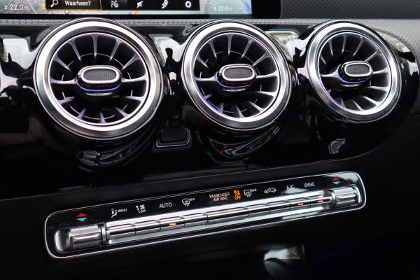 Mercedes-Benz CLA-Klasse 200 Business Solution Luxury | Pano | Leder | Burmester | Mercedes-Benz CLA-Klasse 200 Business Solution Luxury | Pano | Leder | Burmester |