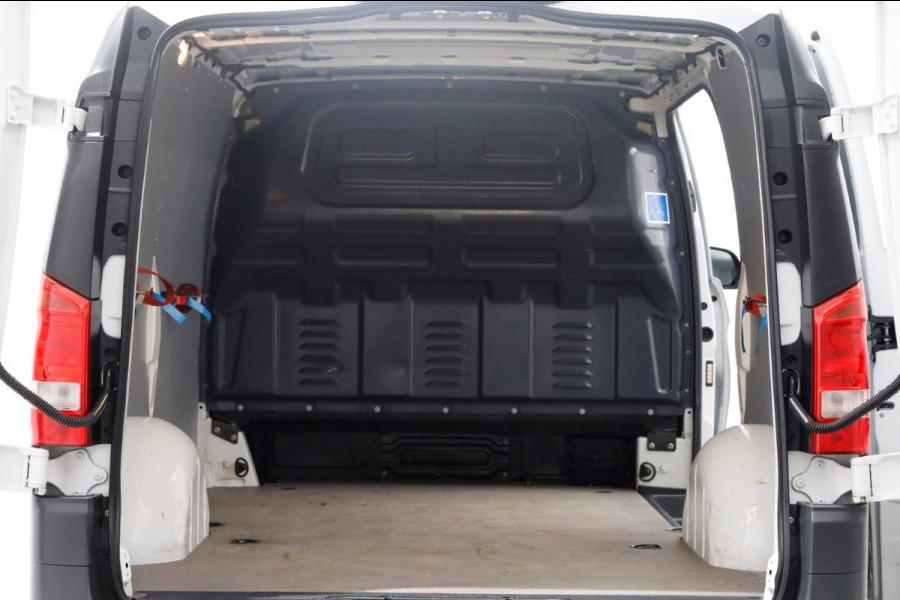 Mercedes-Benz Vito 110 CDI 102pk RWD Lang Airco/Navi/Camera 09-2022 Mercedes-Benz Vito 110 CDI 102pk RWD Lang Airco/Navi/Camera 09-2022