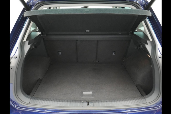 Volkswagen Tiguan 1.5 TSI ACT 150pk DSG Highline Navigatie Acc Pdc Led El. klep 26