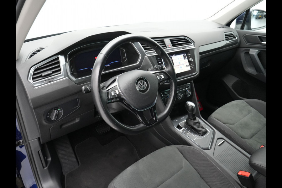 Volkswagen Tiguan 1.5 TSI ACT 150pk DSG Highline Navigatie Acc Pdc Led El. klep 26