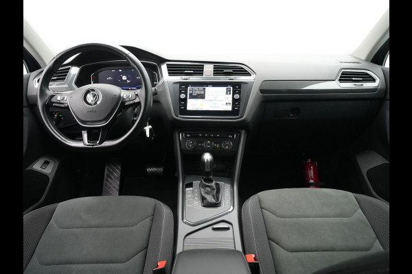Volkswagen Tiguan 1.5 TSI ACT 150pk DSG Highline Navigatie Acc Pdc Led El. klep 26