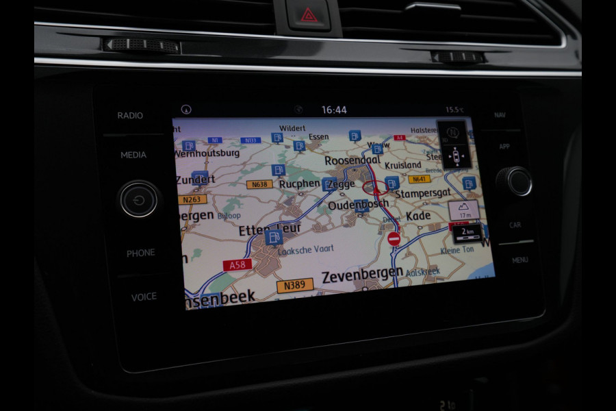 Volkswagen Tiguan 1.5 TSI ACT 150pk DSG Highline Navigatie Acc Pdc Led El. klep 26