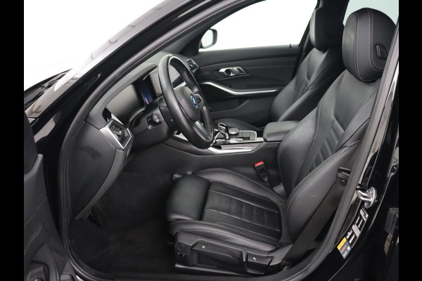 BMW 3 Serie Touring 330e Business Edition Plus | Leder Bekleding | Carplay | Cruise Control | Navigatie | Laser LED koplampen | Stoelverwarming | LMV 18 | BMW 3 Serie Touring 330e Business Edition Plus | Leder Bekleding | Carplay | Cruise Control | Navigatie | Laser LED koplampen | Stoelverwarming | LMV 18 |