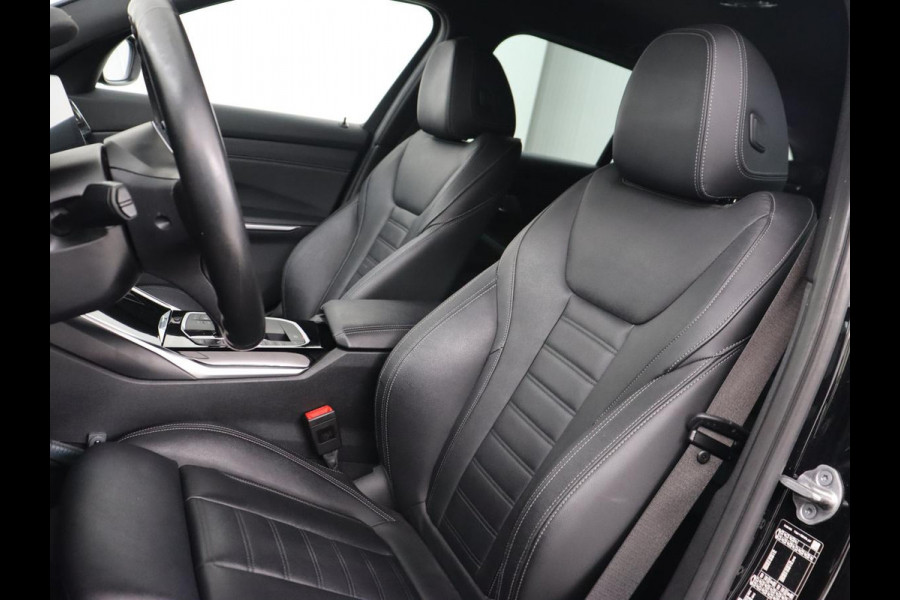 BMW 3 Serie Touring 330e Business Edition Plus | Leder Bekleding | Carplay | Cruise Control | Navigatie | Laser LED koplampen | Stoelverwarming | LMV 18 | BMW 3 Serie Touring 330e Business Edition Plus | Leder Bekleding | Carplay | Cruise Control | Navigatie | Laser LED koplampen | Stoelverwarming | LMV 18 |