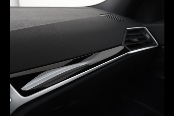 BMW 3 Serie Touring 330e Business Edition Plus | Leder Bekleding | Carplay | Cruise Control | Navigatie | Laser LED koplampen | Stoelverwarming | LMV 18 | BMW 3 Serie Touring 330e Business Edition Plus | Leder Bekleding | Carplay | Cruise Control | Navigatie | Laser LED koplampen | Stoelverwarming | LMV 18 |