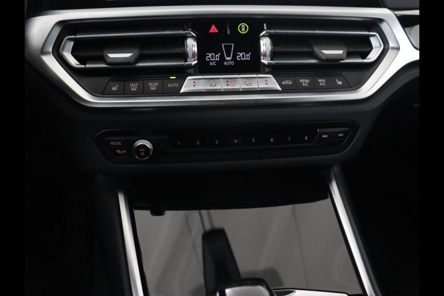 BMW 3 Serie Touring 330e Business Edition Plus | Leder Bekleding | Carplay | Cruise Control | Navigatie | Laser LED koplampen | Stoelverwarming | LMV 18 | BMW 3 Serie Touring 330e Business Edition Plus | Leder Bekleding | Carplay | Cruise Control | Navigatie | Laser LED koplampen | Stoelverwarming | LMV 18 |