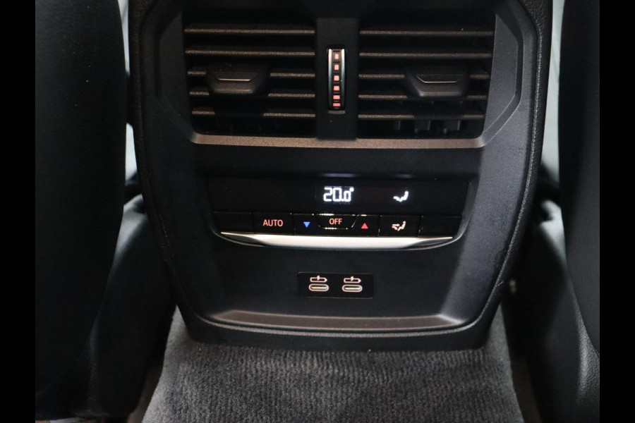 BMW 3 Serie Touring 330e Business Edition Plus | Leder Bekleding | Carplay | Cruise Control | Navigatie | Laser LED koplampen | Stoelverwarming | LMV 18 | BMW 3 Serie Touring 330e Business Edition Plus | Leder Bekleding | Carplay | Cruise Control | Navigatie | Laser LED koplampen | Stoelverwarming | LMV 18 |