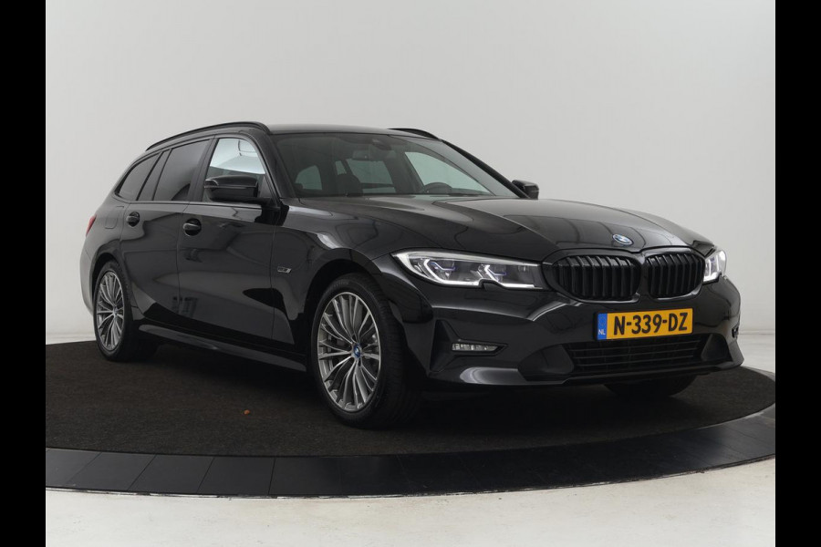 BMW 3 Serie Touring 330e Business Edition Plus | Leder Bekleding | Carplay | Cruise Control | Navigatie | Laser LED koplampen | Stoelverwarming | LMV 18 | BMW 3 Serie Touring 330e Business Edition Plus | Leder Bekleding | Carplay | Cruise Control | Navigatie | Laser LED koplampen | Stoelverwarming | LMV 18 |